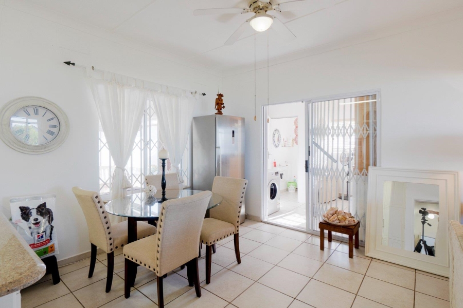 4 Bedroom Property for Sale in Amanzimtoti KwaZulu-Natal