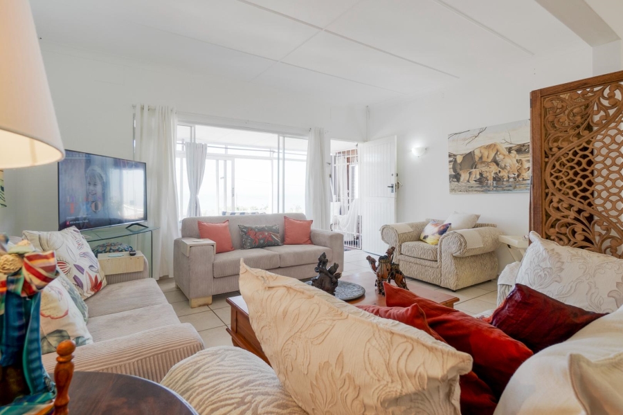 4 Bedroom Property for Sale in Amanzimtoti KwaZulu-Natal