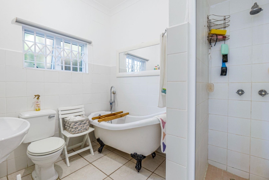 4 Bedroom Property for Sale in Amanzimtoti KwaZulu-Natal