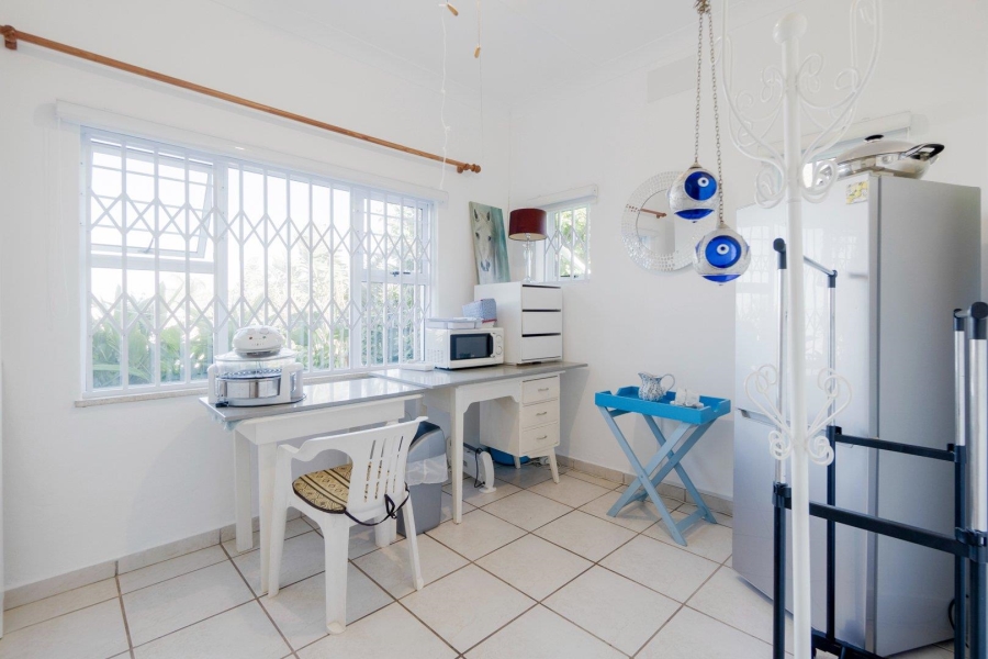 4 Bedroom Property for Sale in Amanzimtoti KwaZulu-Natal