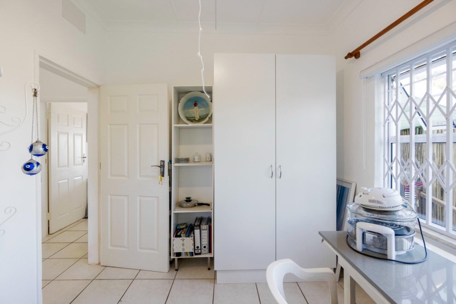 4 Bedroom Property for Sale in Amanzimtoti KwaZulu-Natal