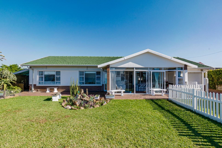 4 Bedroom Property for Sale in Amanzimtoti KwaZulu-Natal