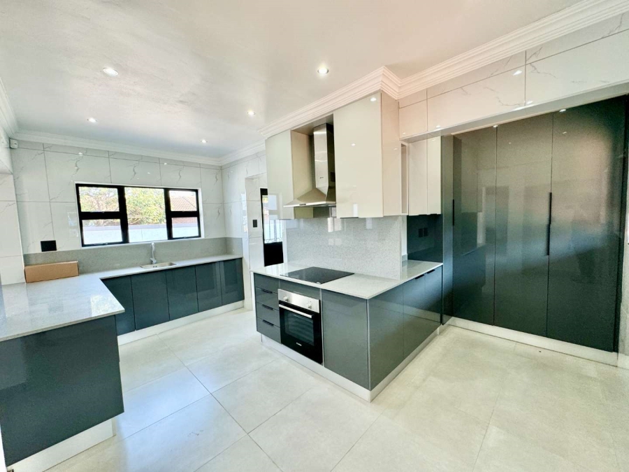 4 Bedroom Property for Sale in Herrwood Park KwaZulu-Natal