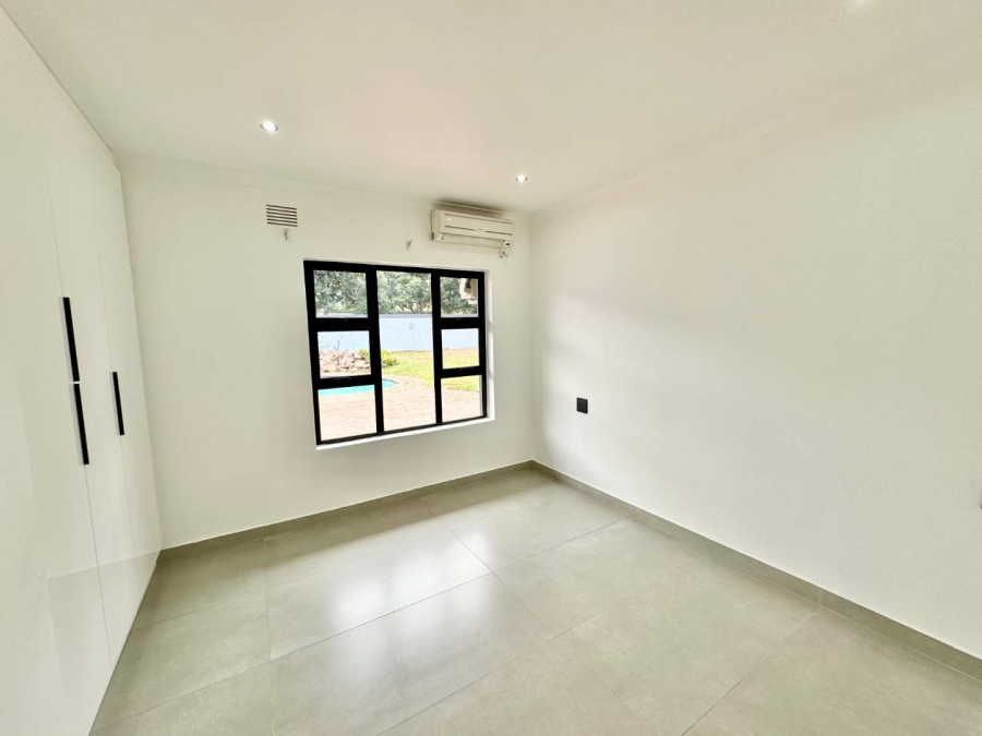 4 Bedroom Property for Sale in Herrwood Park KwaZulu-Natal