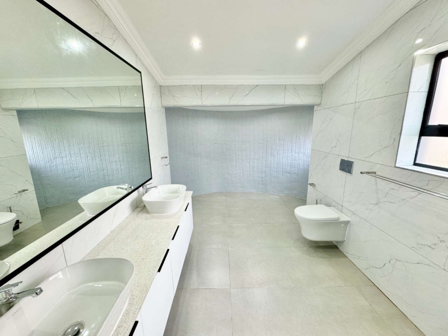 4 Bedroom Property for Sale in Herrwood Park KwaZulu-Natal