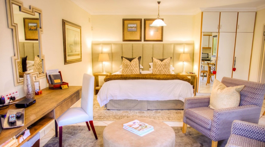 8 Bedroom Property for Sale in Umhlanga KwaZulu-Natal