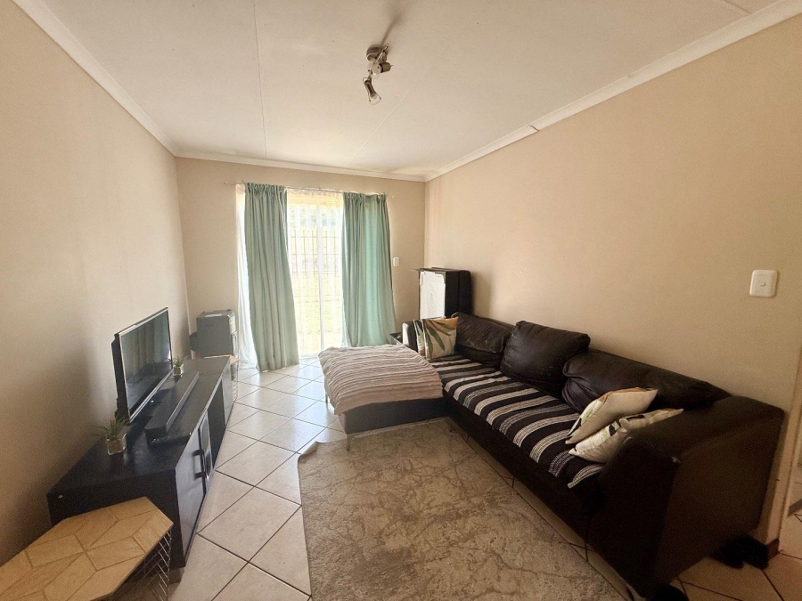 2 Bedroom Property for Sale in Vryheid KwaZulu-Natal