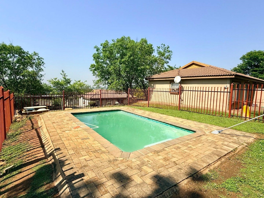 2 Bedroom Property for Sale in Vryheid KwaZulu-Natal