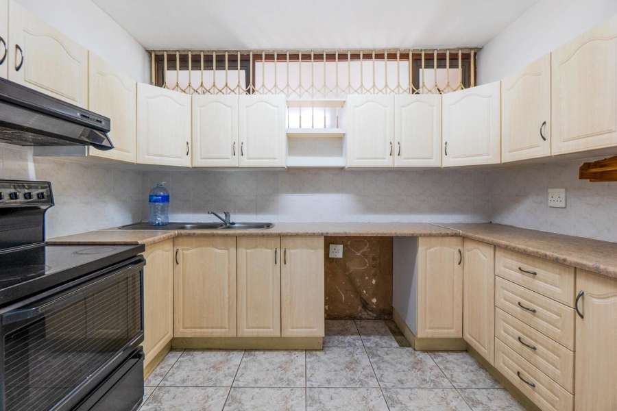 3 Bedroom Property for Sale in Amanzimtoti KwaZulu-Natal