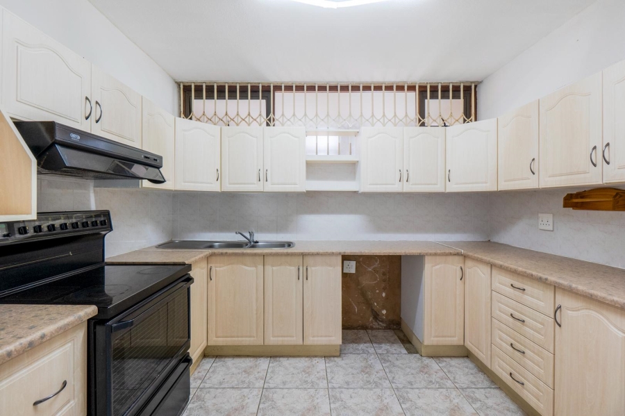 3 Bedroom Property for Sale in Amanzimtoti KwaZulu-Natal