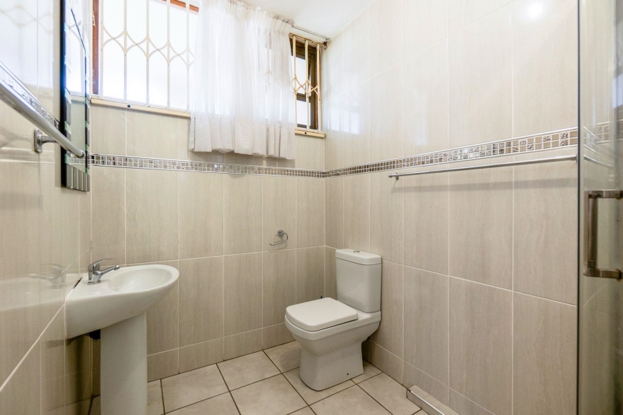 3 Bedroom Property for Sale in Amanzimtoti KwaZulu-Natal