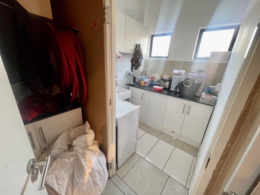 To Let commercial Property for Rent in Umhlanga Ridge KwaZulu-Natal