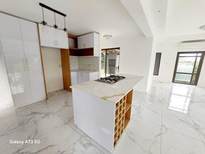 To Let 3 Bedroom Property for Rent in Palm Lakes Estate KwaZulu-Natal