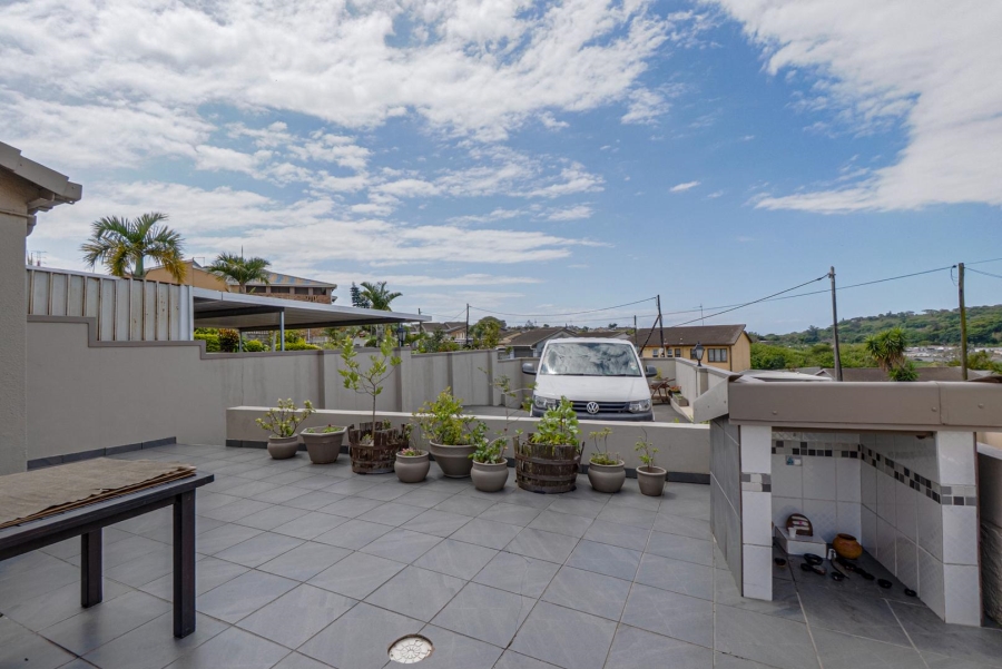 4 Bedroom Property for Sale in Lotus Park KwaZulu-Natal