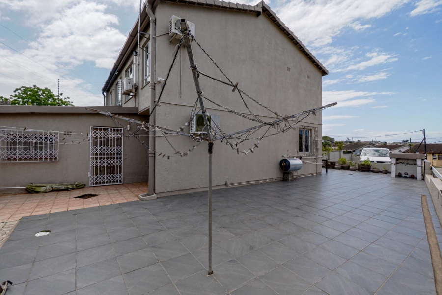 4 Bedroom Property for Sale in Lotus Park KwaZulu-Natal