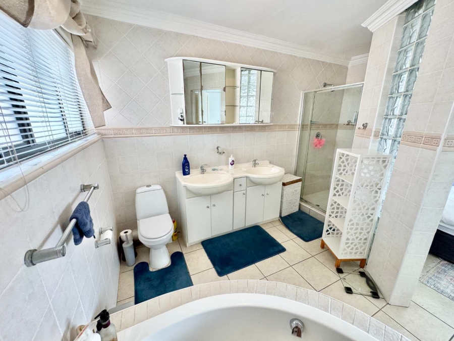 3 Bedroom Property for Sale in Umhlanga KwaZulu-Natal