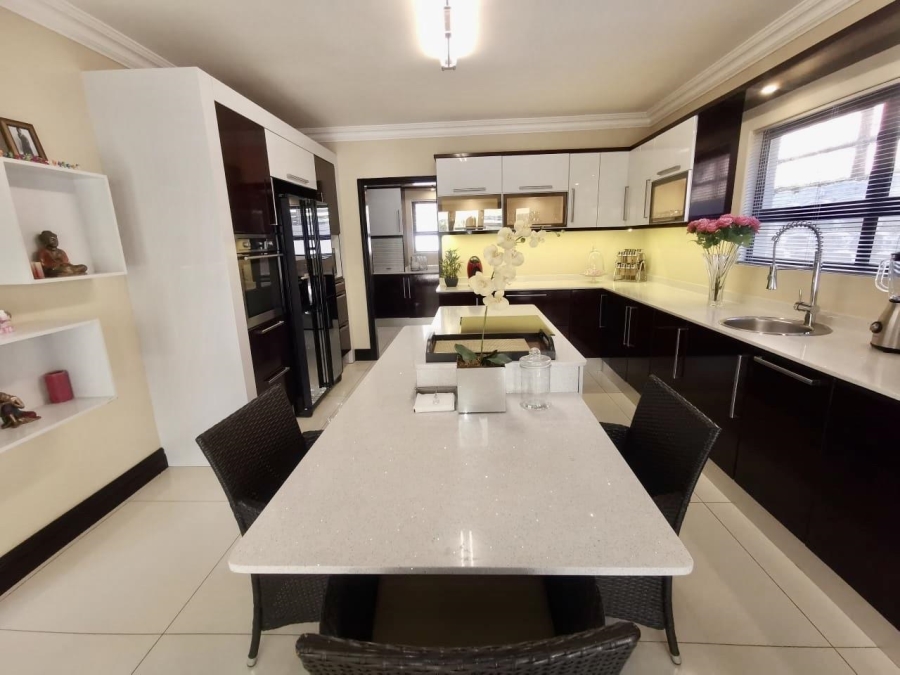 To Let 4 Bedroom Property for Rent in Izinga Estate KwaZulu-Natal