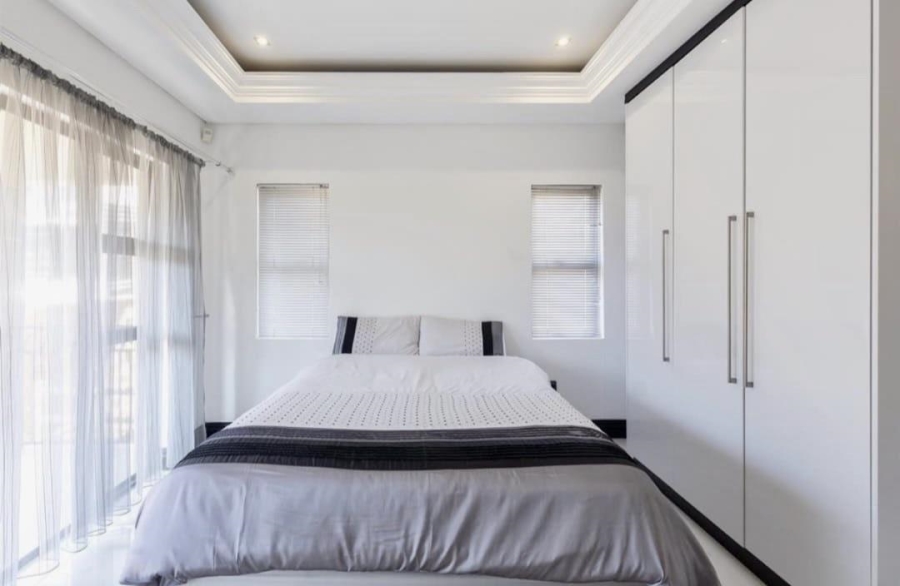 To Let 4 Bedroom Property for Rent in Izinga Estate KwaZulu-Natal