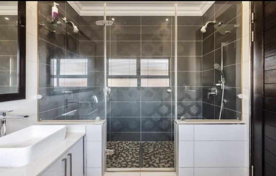 To Let 4 Bedroom Property for Rent in Izinga Estate KwaZulu-Natal