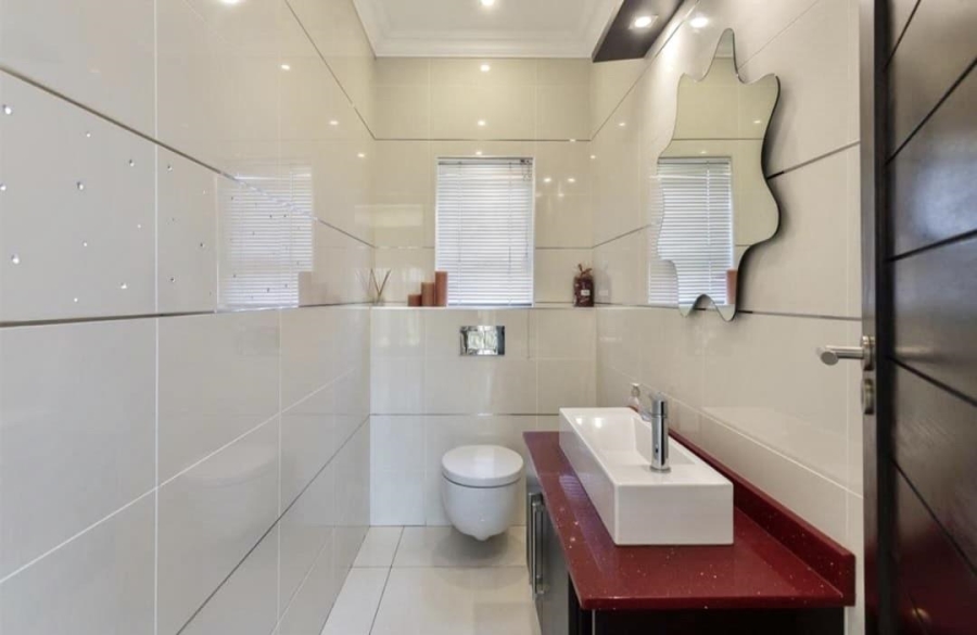 To Let 4 Bedroom Property for Rent in Izinga Estate KwaZulu-Natal