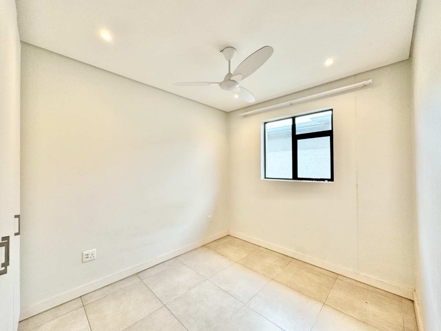 To Let 3 Bedroom Property for Rent in Umdloti KwaZulu-Natal