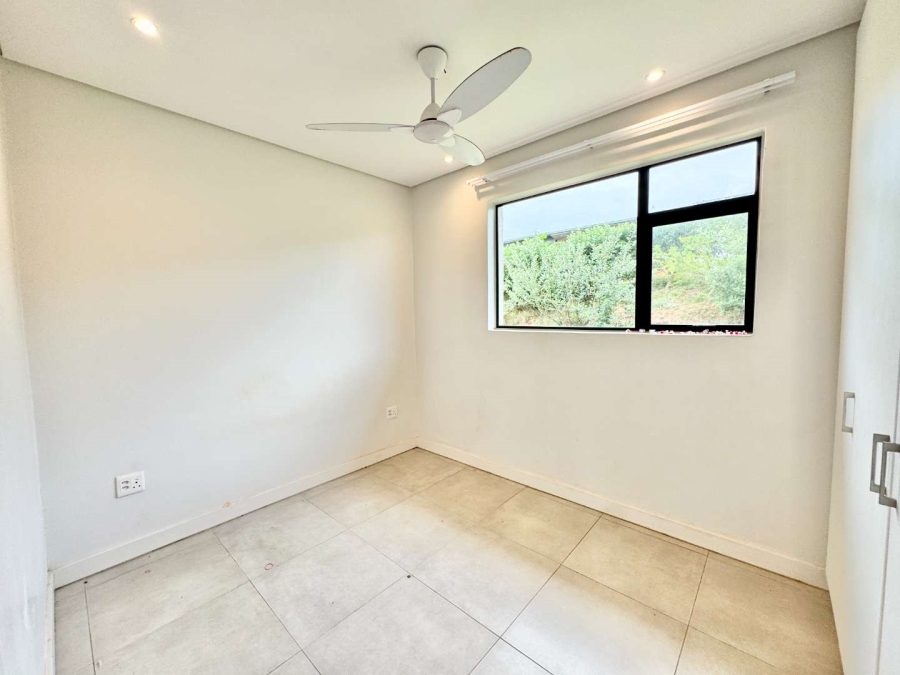 To Let 3 Bedroom Property for Rent in Umdloti KwaZulu-Natal