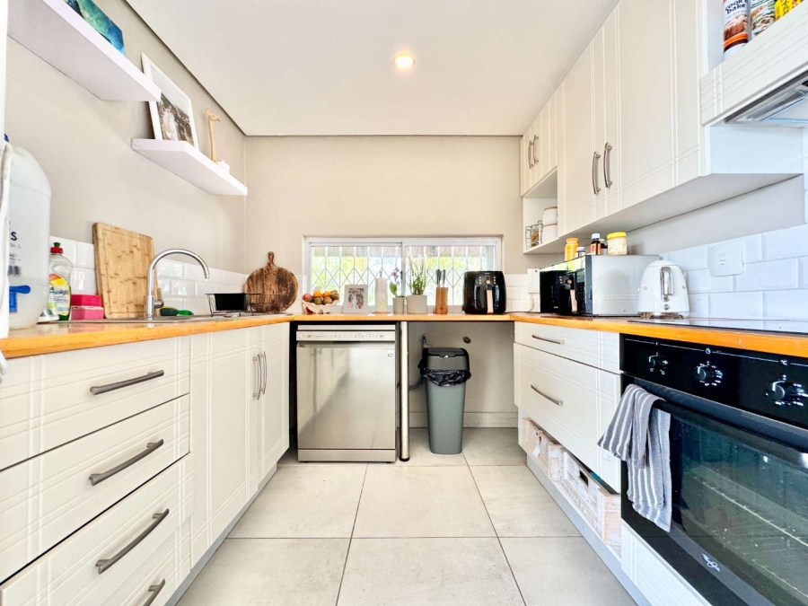 2 Bedroom Property for Sale in Umhlanga KwaZulu-Natal