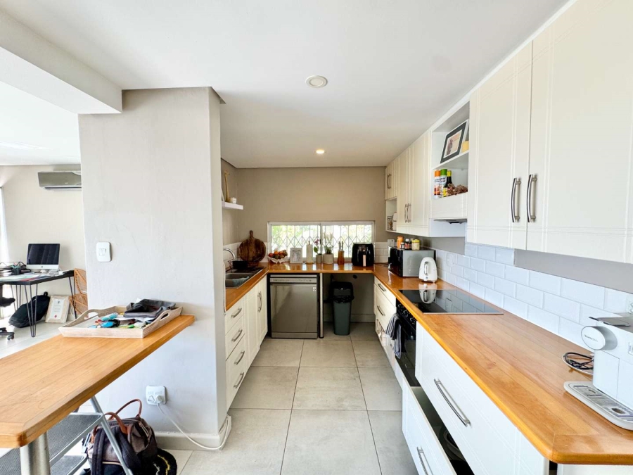 2 Bedroom Property for Sale in Umhlanga KwaZulu-Natal