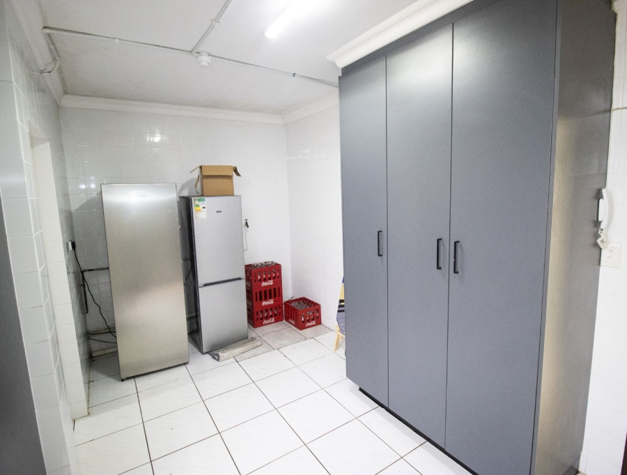 12 Bedroom Property for Sale in Salt Rock KwaZulu-Natal