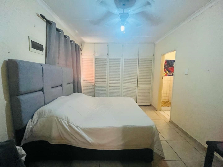 To Let 1 Bedroom Property for Rent in Glen Anil KwaZulu-Natal