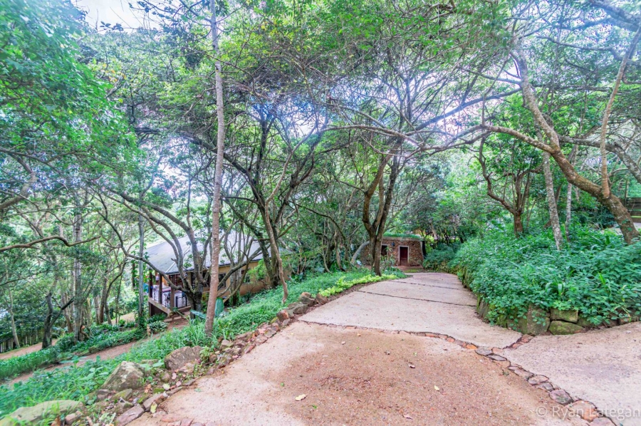 6 Bedroom Property for Sale in Kloof KwaZulu-Natal