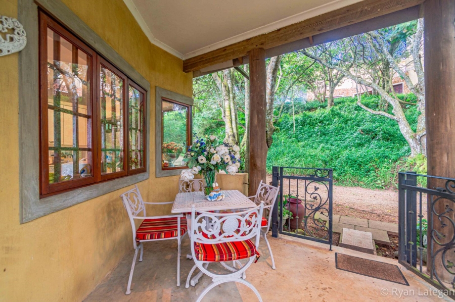 6 Bedroom Property for Sale in Kloof KwaZulu-Natal