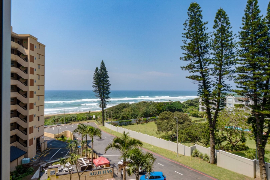 2 Bedroom Property for Sale in Amanzimtoti KwaZulu-Natal