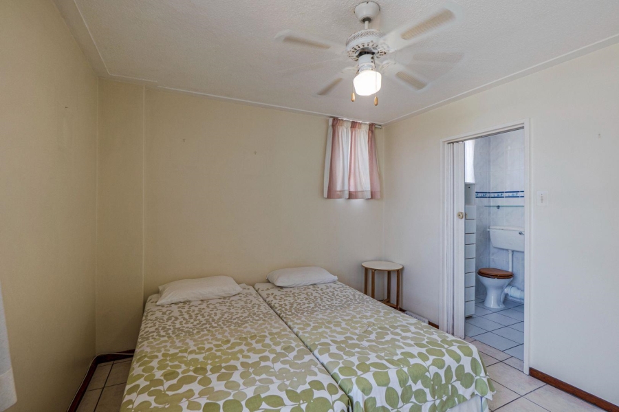 2 Bedroom Property for Sale in Amanzimtoti KwaZulu-Natal