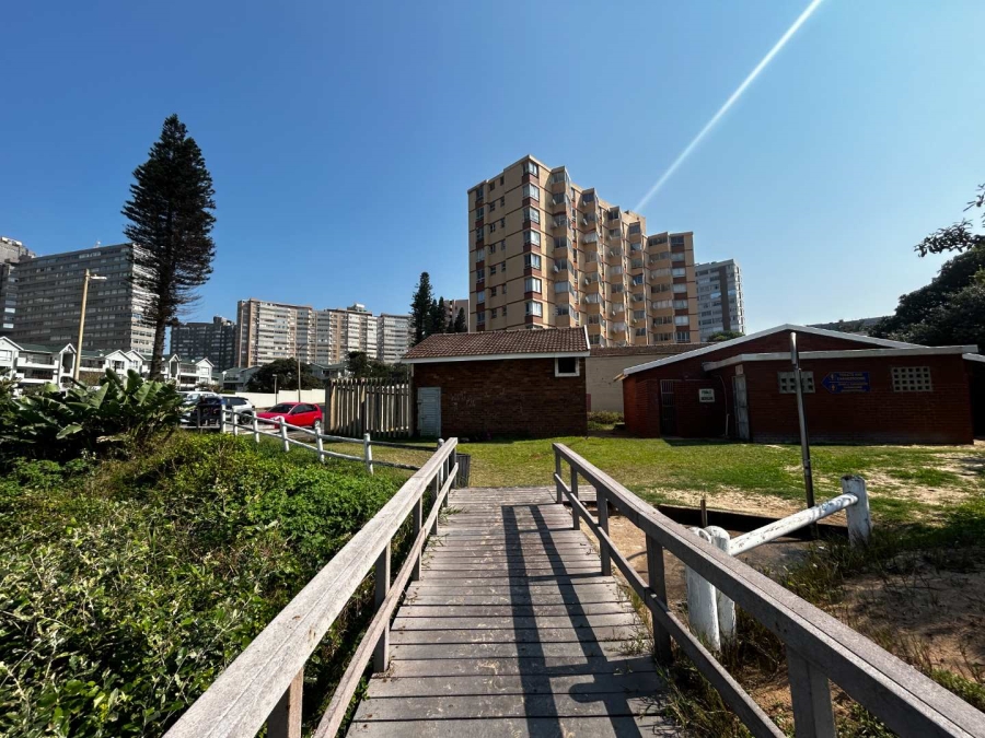 2 Bedroom Property for Sale in Amanzimtoti KwaZulu-Natal