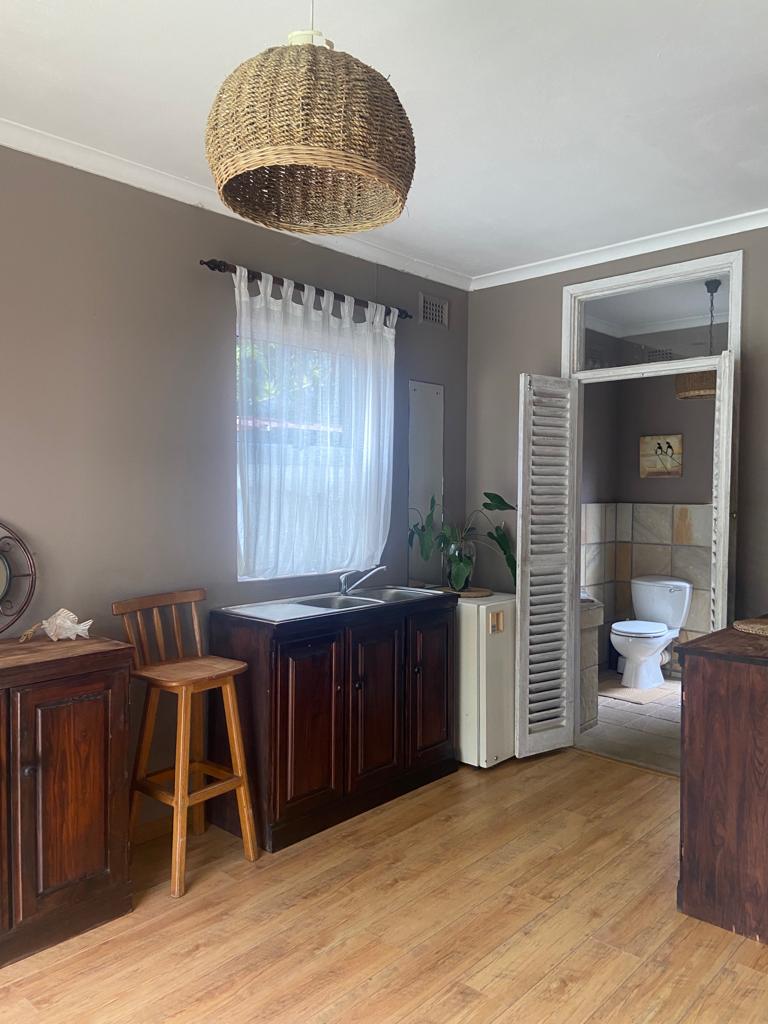 To Let 1 Bedroom Property for Rent in La Lucia KwaZulu-Natal
