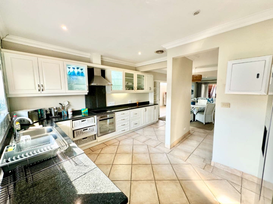 4 Bedroom Property for Sale in Umhlanga KwaZulu-Natal