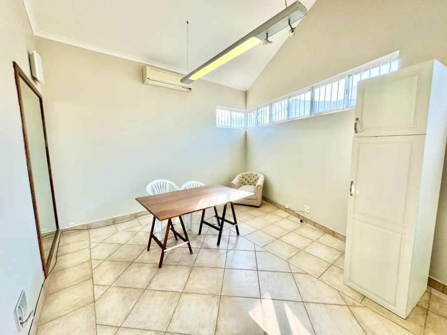 4 Bedroom Property for Sale in Umhlanga KwaZulu-Natal