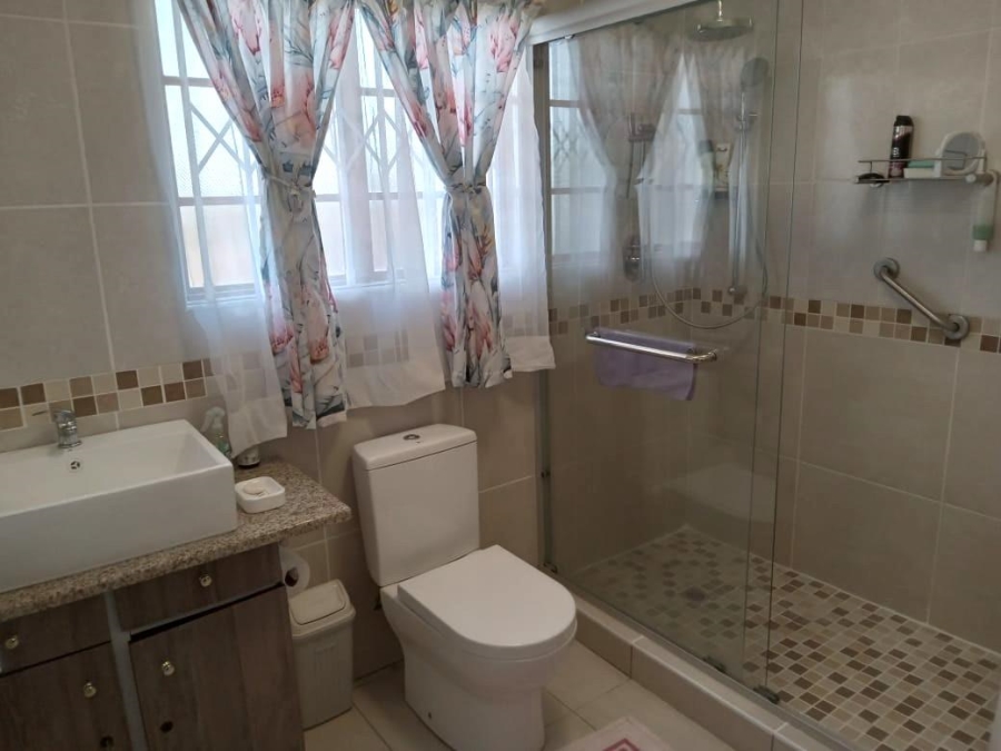 4 Bedroom Property for Sale in Glen Hills KwaZulu-Natal