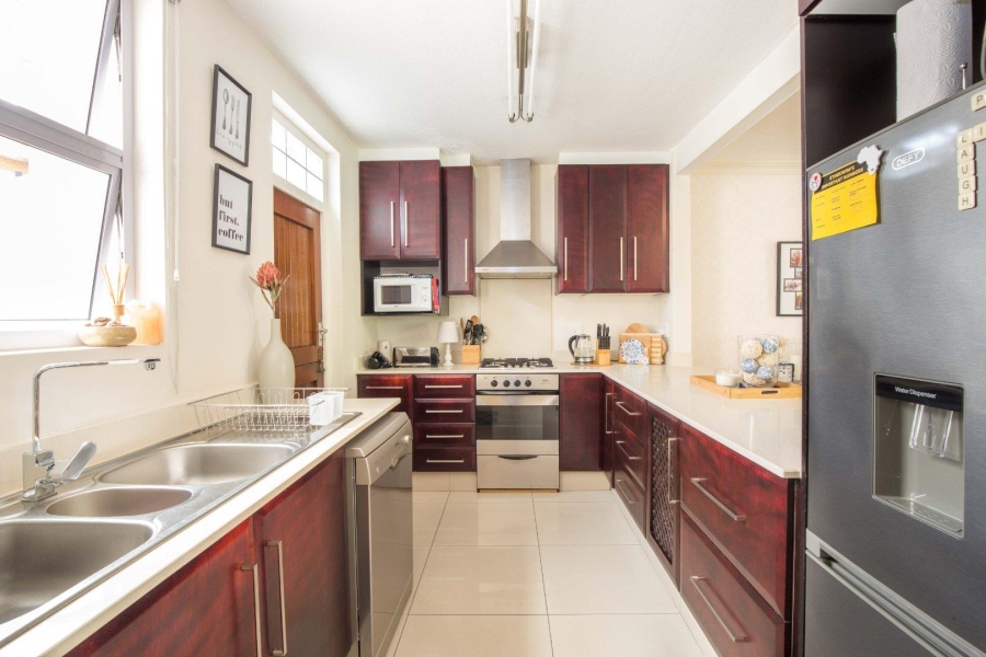To Let 3 Bedroom Property for Rent in Sunningdale KwaZulu-Natal