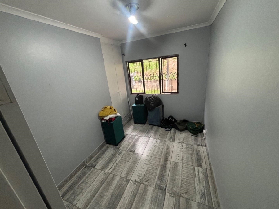 To Let 3 Bedroom Property for Rent in Queensburgh KwaZulu-Natal
