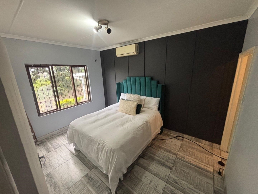 To Let 3 Bedroom Property for Rent in Queensburgh KwaZulu-Natal