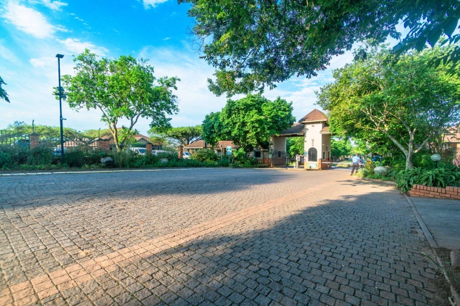 1 Bedroom Property for Sale in Clifton Hill Estate KwaZulu-Natal