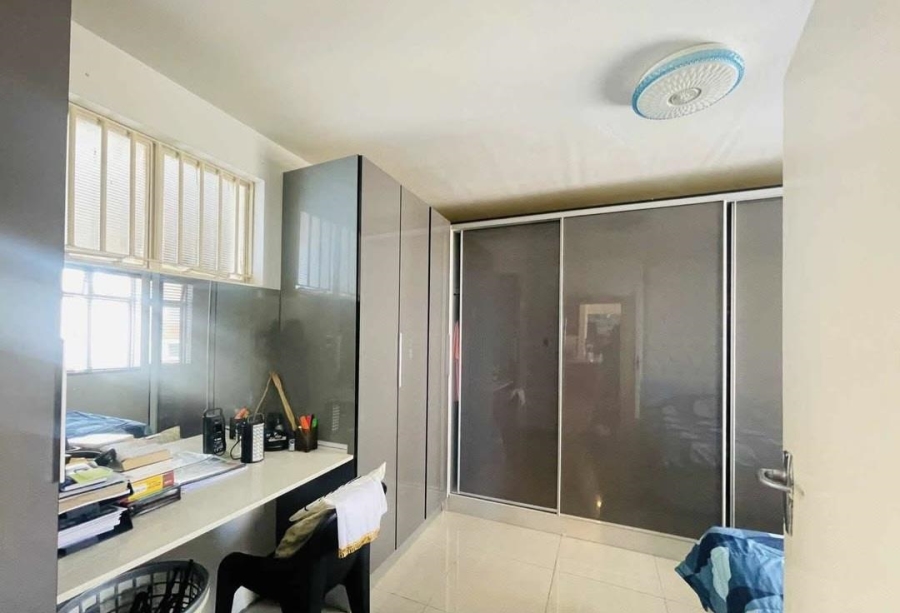 1 Bedroom Property for Sale in South Beach KwaZulu-Natal