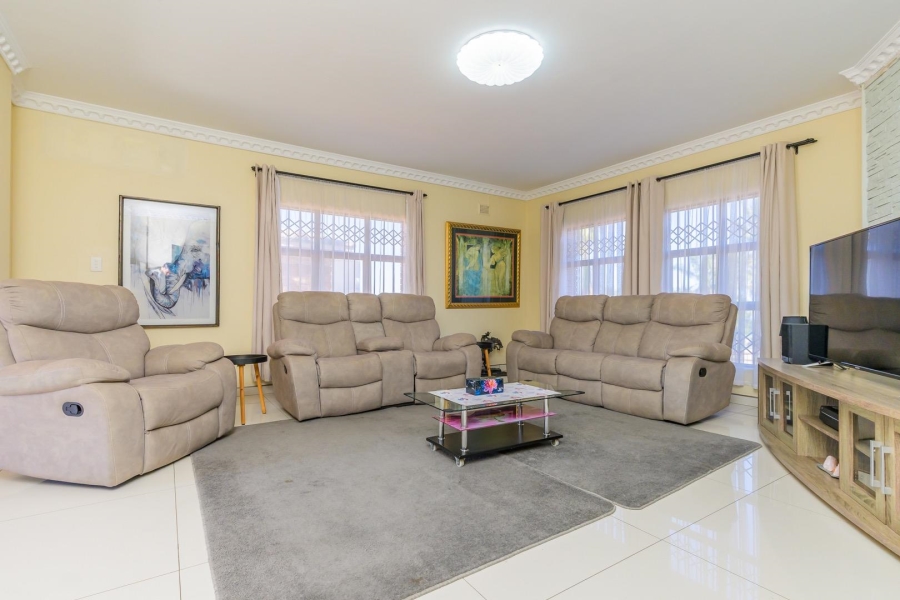 4 Bedroom Property for Sale in La Lucia KwaZulu-Natal