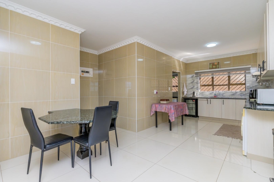 4 Bedroom Property for Sale in La Lucia KwaZulu-Natal