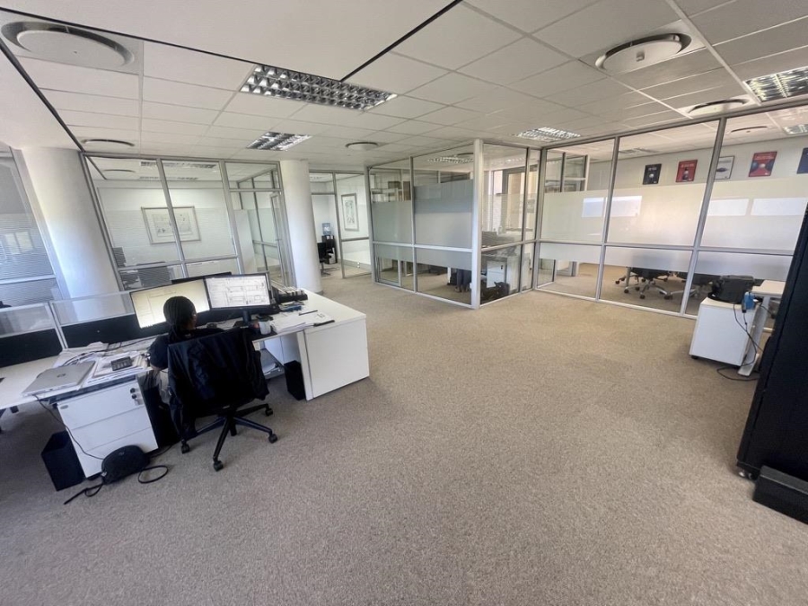 To Let commercial Property for Rent in Umhlanga Ridge KwaZulu-Natal