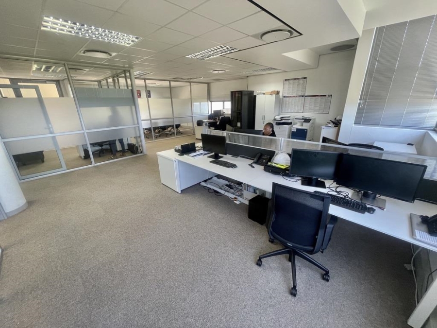 To Let commercial Property for Rent in Umhlanga Ridge KwaZulu-Natal