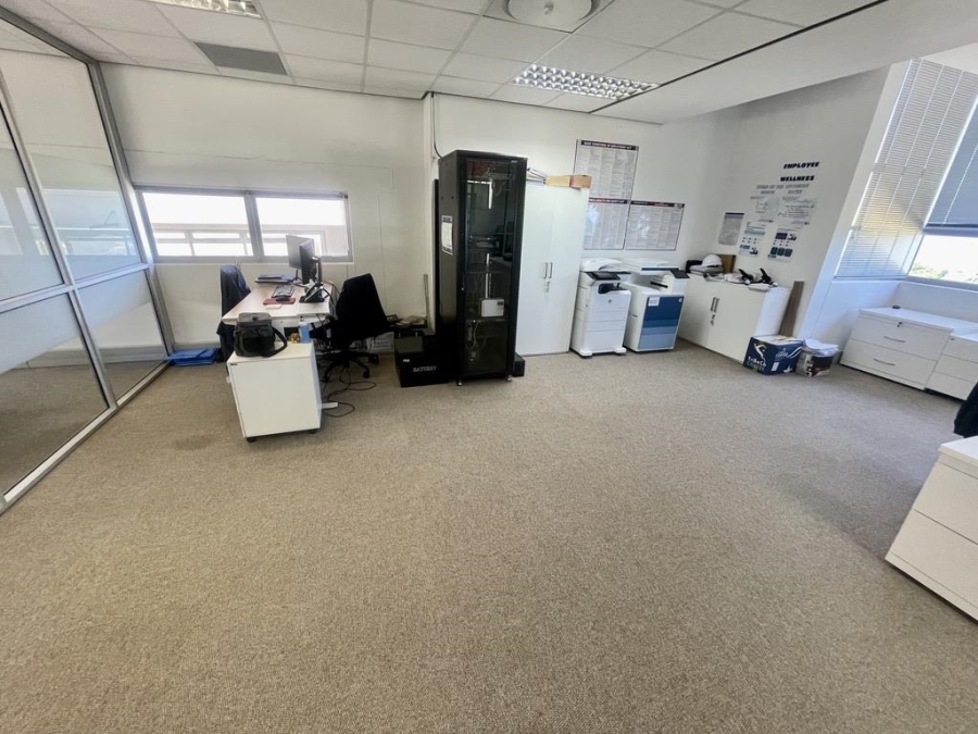 To Let commercial Property for Rent in Umhlanga Ridge KwaZulu-Natal