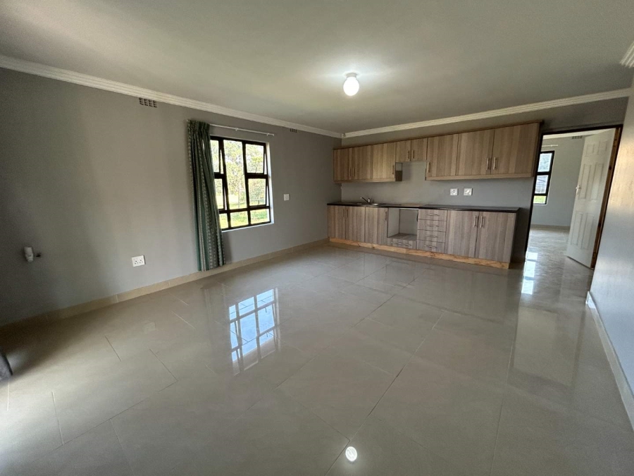 To Let 5 Bedroom Property for Rent in Crestholme KwaZulu-Natal